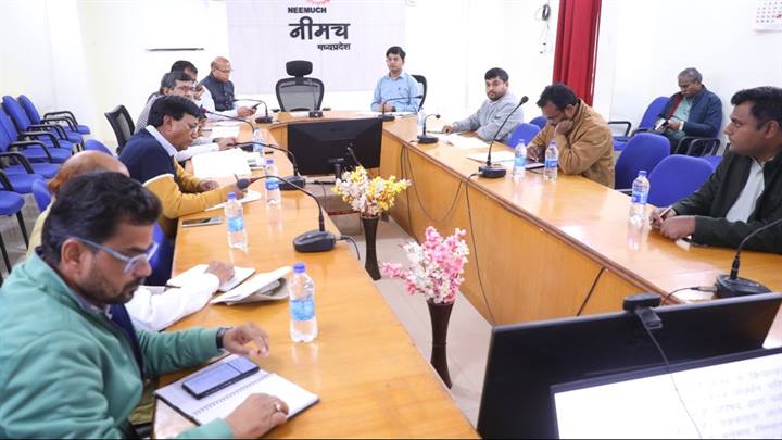 जिला पुरातत्‍व पर्यटन एवं संस्‍कृति परिषद की बैठक सम्‍पन्‍न