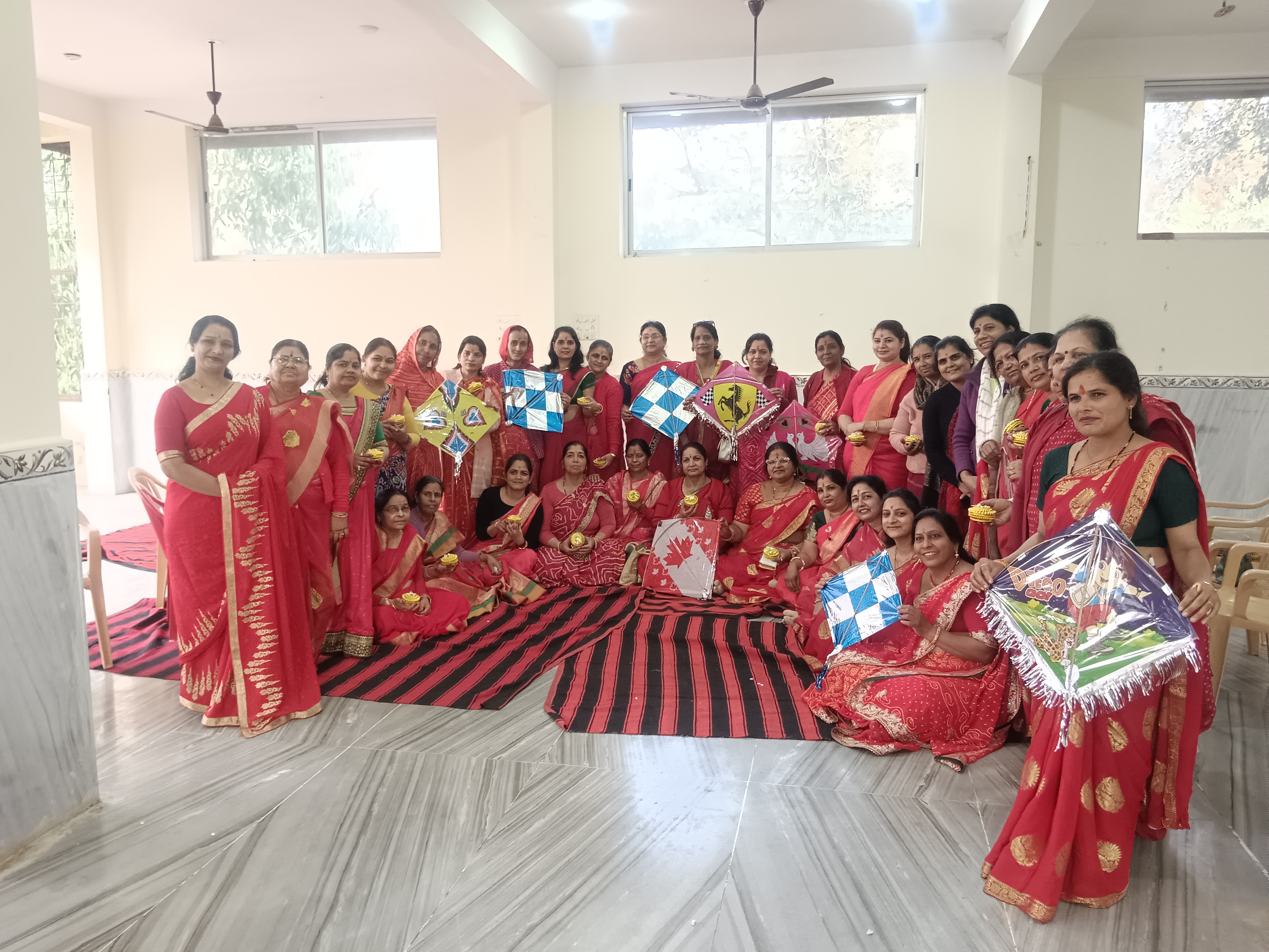 सकल ब्राह्मण समाज महिला प्रकोष्ठ ने मनाया मकर सक्रांति पर्व