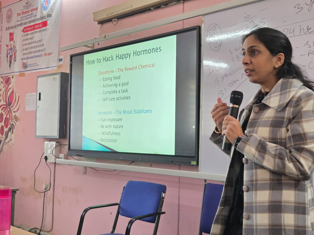 जाजू कन्या महाविद्यालय में “छात्राओं के सर्वांगीण विकास हेतु मानसिक स्वास्थ्य पर विशेष व्याख्यान