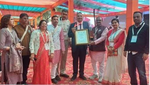 रतनगढ की माटी के लाल क्षेत्र के गौरव, राष्ट्रपति पुरस्कार से सम्मानित शिक्षाविद ,वैज्ञानिक डॉआशीष ओम प्रकाश बाल्दी का हुआ समाज रत्न से सम्मान