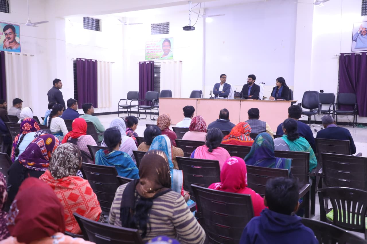 स्वास्थ्य टीमें मनासा में घर-घर स्क्रीनिंग का दूसरा राउंड भी पूरा करें-संभाग आयुक्त श्री सिंह