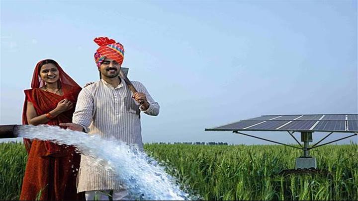 प्रधानमंत्री कृषक सूर्य मित्र योजना-किसानों को मिल रही सोलर पंप की सौगात