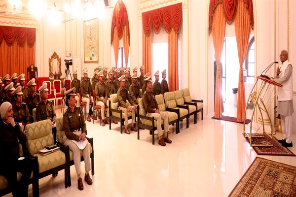 अपनी सांस्कृतिक अनुभूतियों और प्रशिक्षण के निर्देशों का देश हित में करें उपयोग : राज्यपाल श्री पटेल